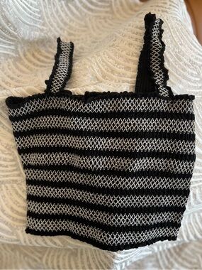Aeropostale Black & White Striped Knit Crop Tank